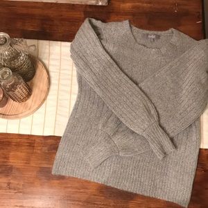 Gray balloon sleeve sweater